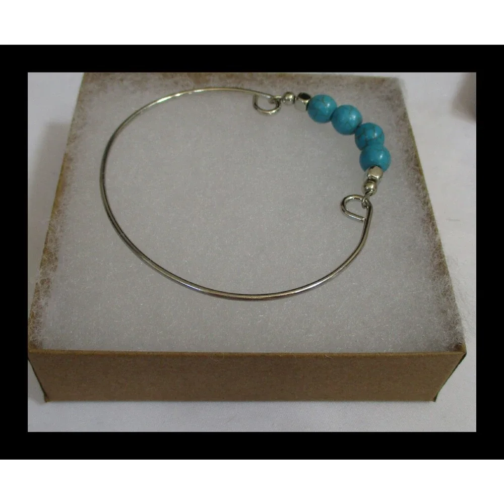 Silver Tone Faux Turquoise Bangle Bracelet Small 2-3/4 Opening BR-03